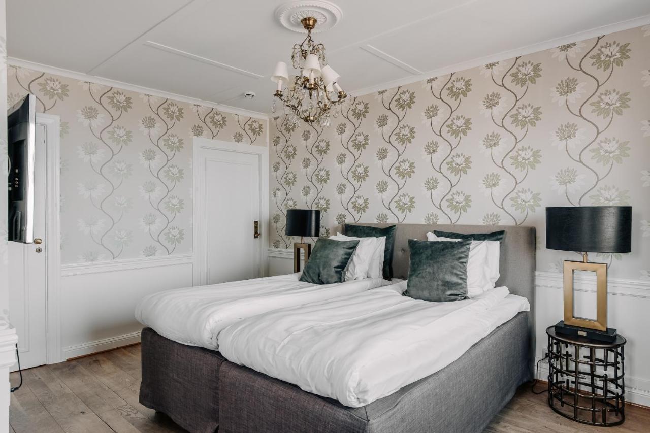 Hotel Gyllene Uttern Gränna Екстериор снимка