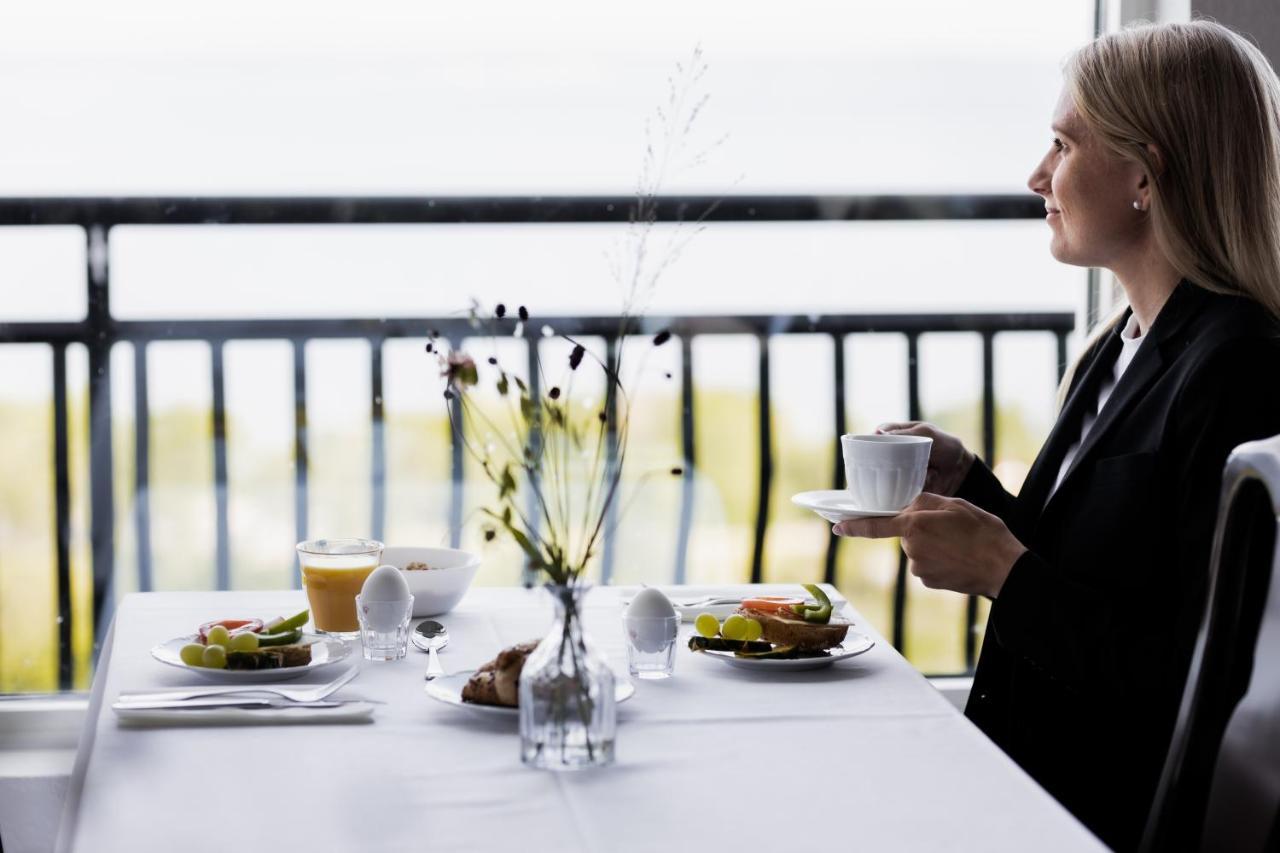 Hotel Gyllene Uttern Gränna Екстериор снимка