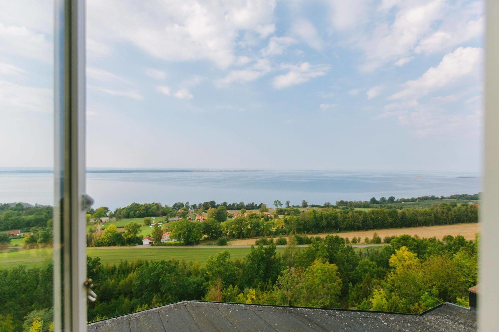 Hotel Gyllene Uttern Gränna Екстериор снимка